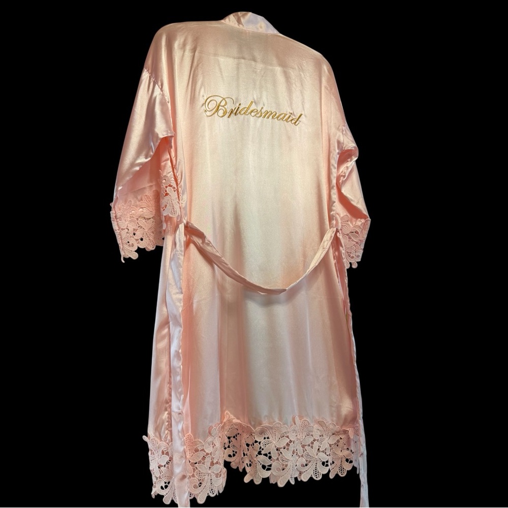 Pale Pink Bridesmaid Embroidered Satin Robe with Lace Trim & Belt New